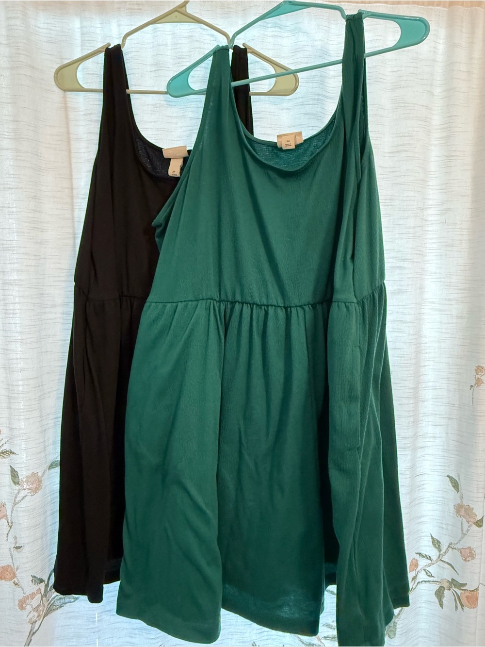 Ava & Viv Scoop-Neck Mini Dress in Emerald Green and Black